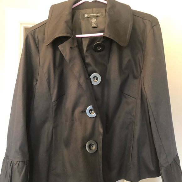 Black lightweight jacket with ruffle sleeve - Picture 2 of 3